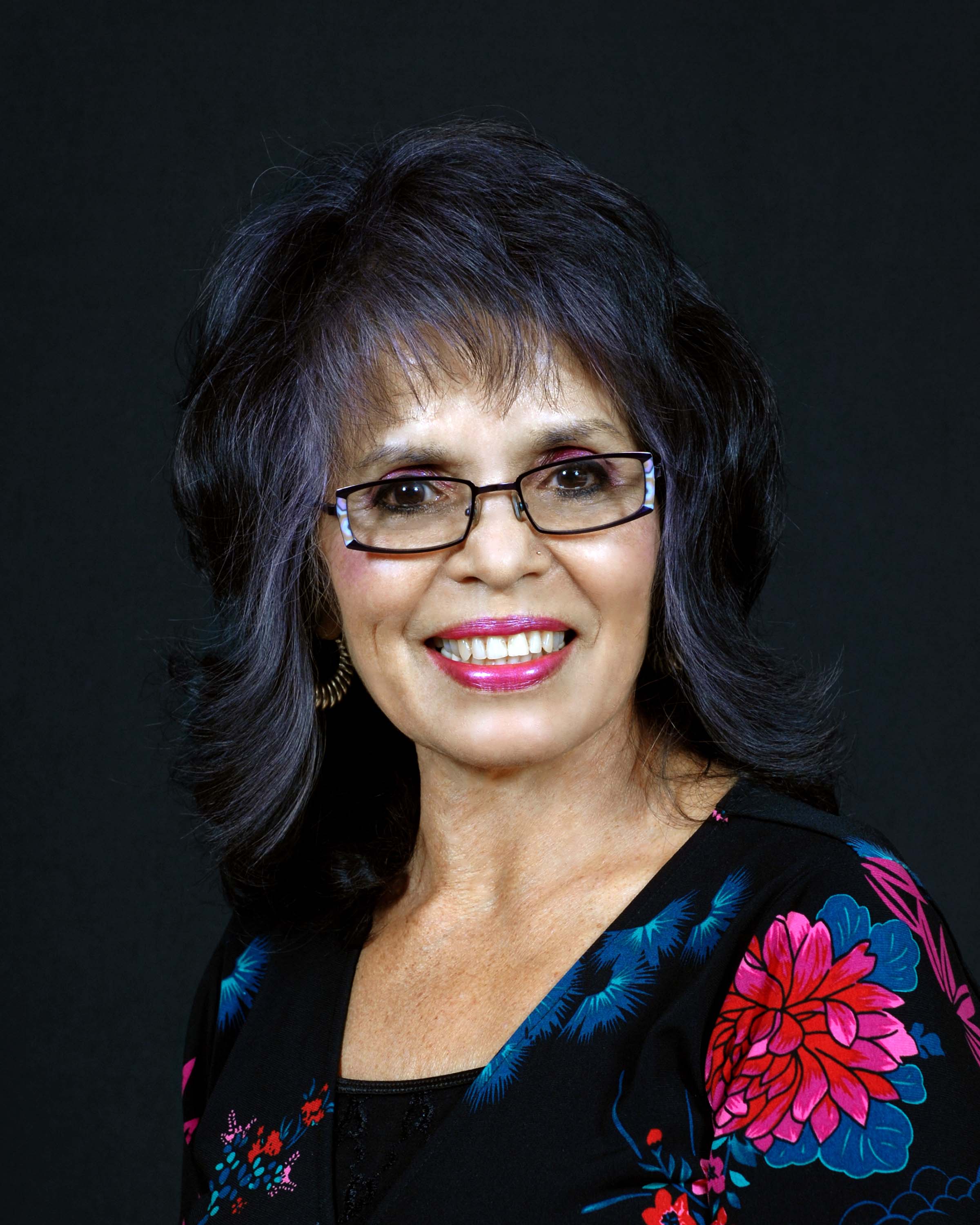 Linda Flores